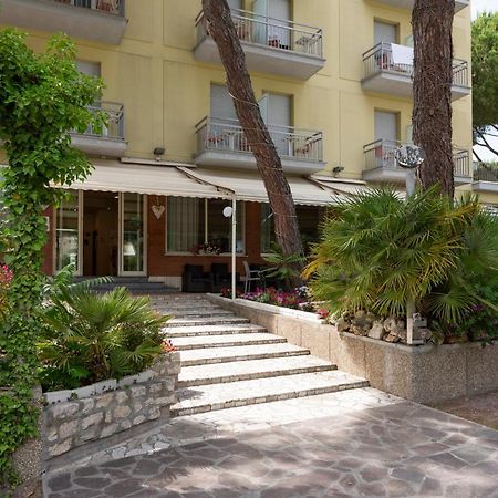 Hotel Olympic Milano Marittima Exterior photo