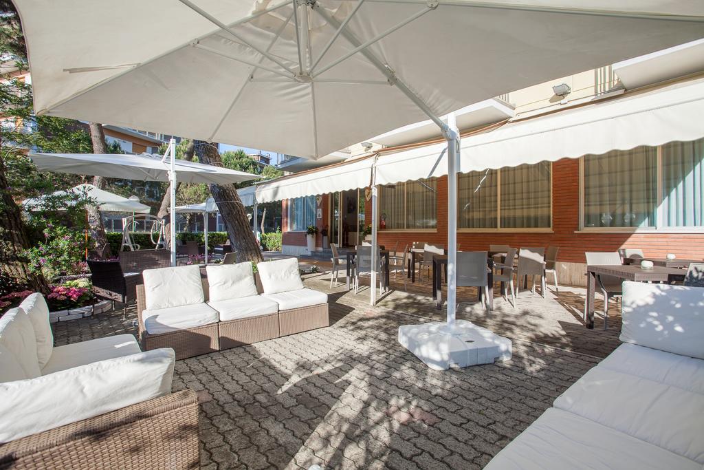 Hotel Olympic Milano Marittima Exterior photo